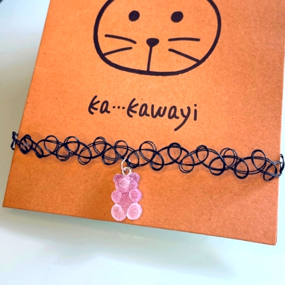 Gummy bear choker 🩷🐻 - Picture 2 of 3